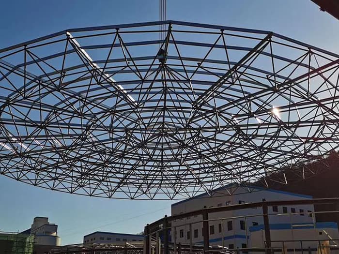 邵武螺栓球网架工程施工现场